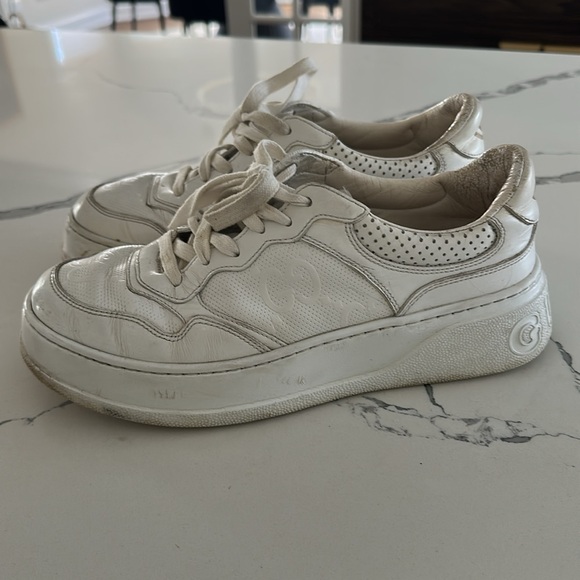 Gucci White Designer Sneakers - Picture 5 of 5